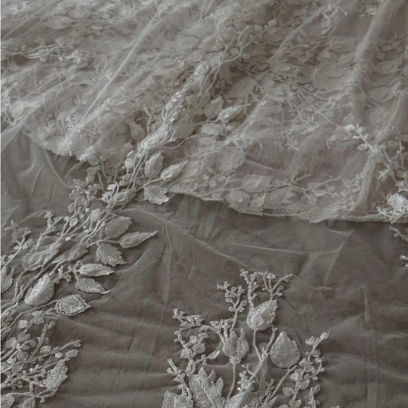 Made with Love Bridal: ‘Penny’ Veil - Picture 2 of 4